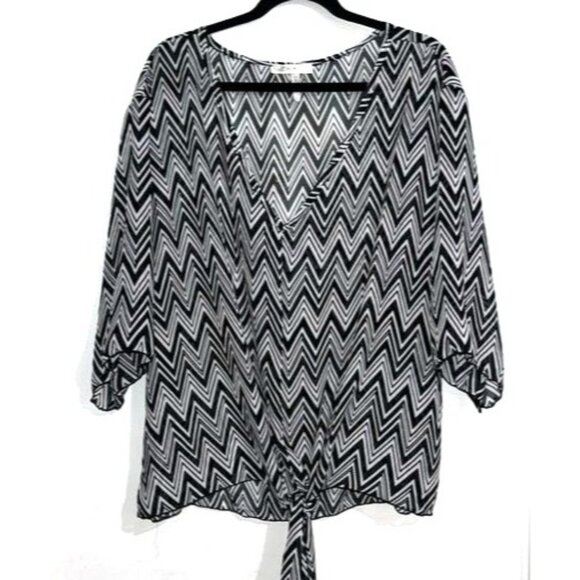 Chevron Print Womens Blouse By Etched 3X Black & White Loose Fit V-Neck 3/4 Slee - Picture 1 of 6
